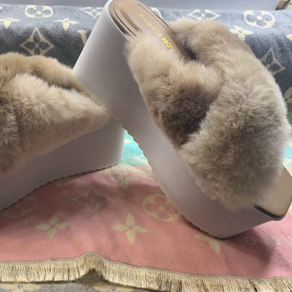Faux Fur Wedge Platform Sandals